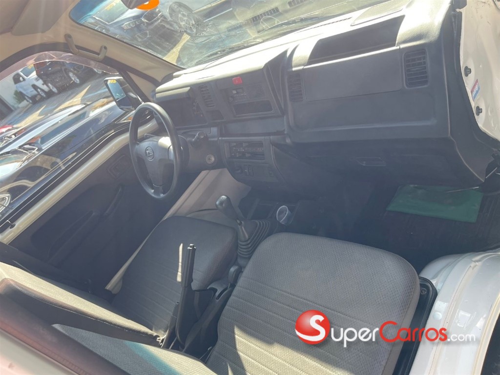 2018 Daihatsu Hijet — foto 3 / 3