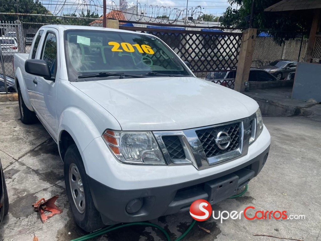 2016 Nissan Frontier — foto 2 / 4