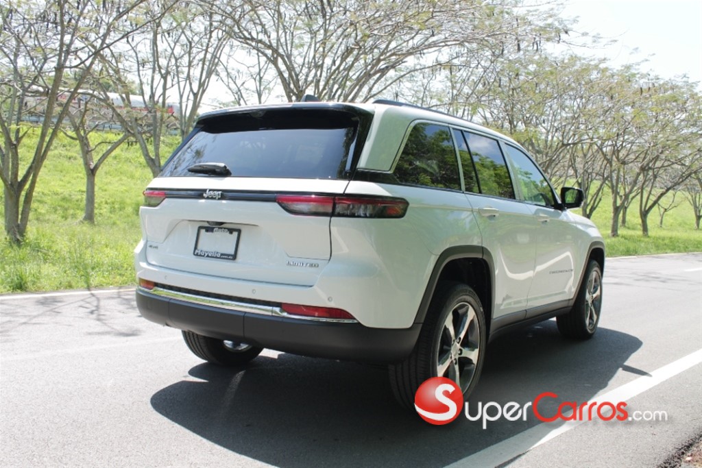 2023 Jeep Grand Cherokee Limited 4x4 — foto 3 / 12