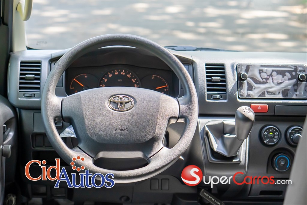 2025 Toyota Hiace — foto 6 / 10