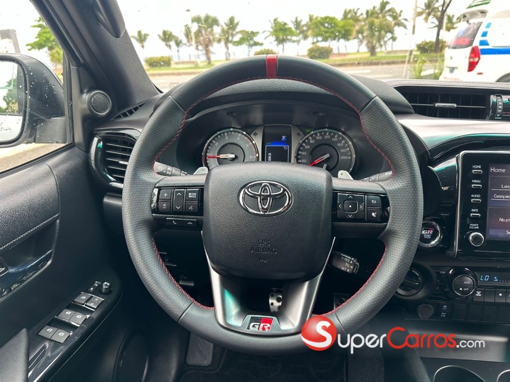 2024 Toyota Hilux GR Sport — foto 5 / 11