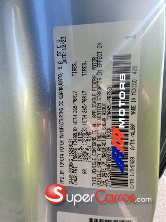 2024 Toyota Tacoma TRD OFF ROAD — foto 2 / 12