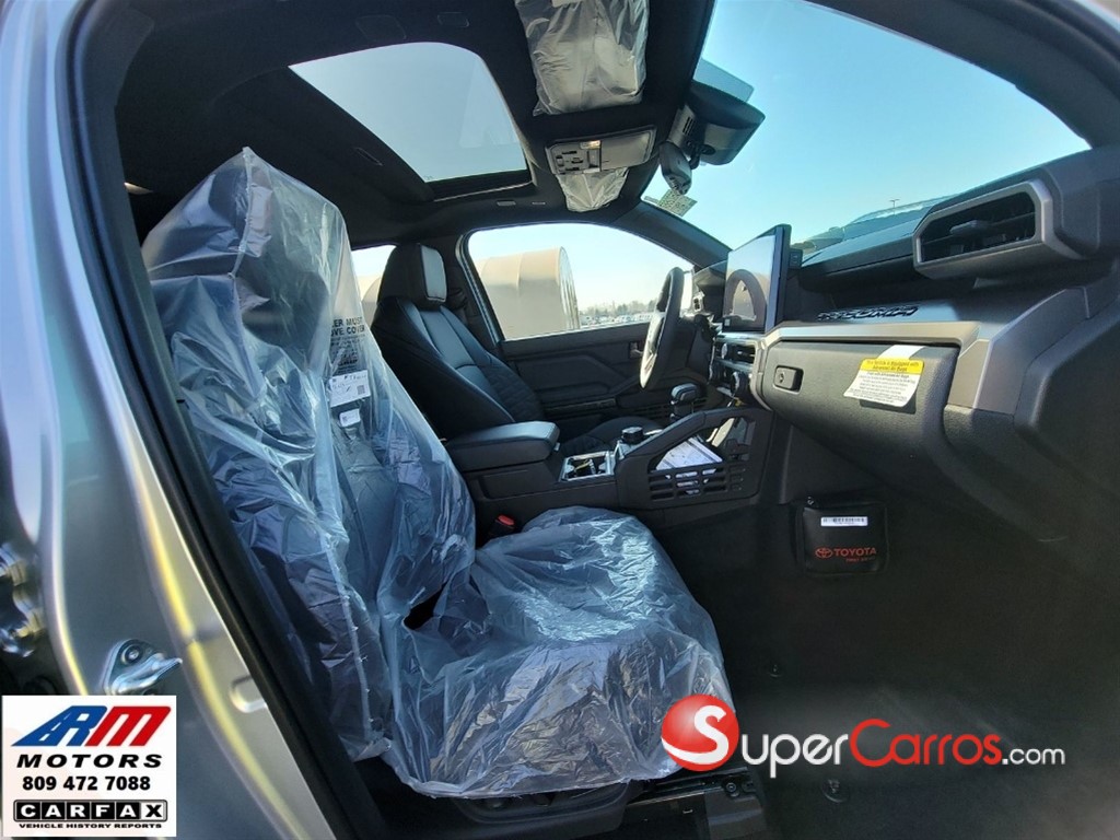 2024 Toyota Tacoma TRD OFF ROAD — foto 4 / 12