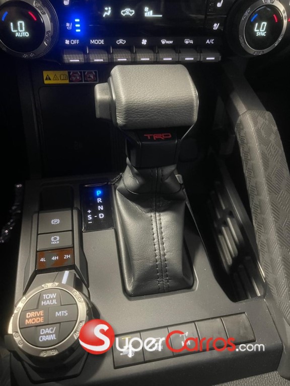 2024 Toyota Tacoma TRD OFF ROAD — foto 11 / 12