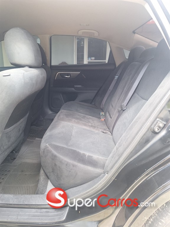 2015 Nissan Altima S — foto 6 / 8