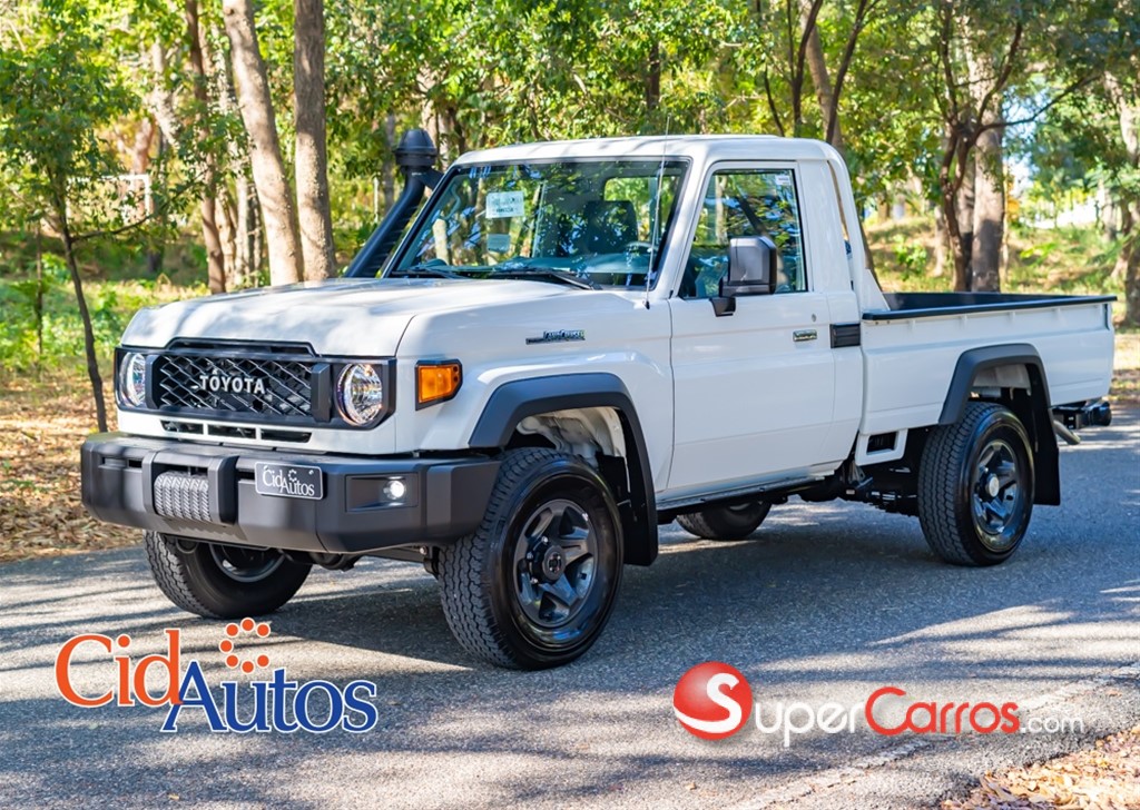 2026 Toyota Land Cruiser Serie 70 Pick up — foto 2 / 10