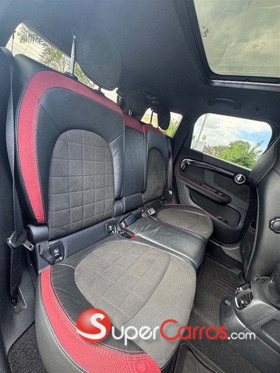 2018 Mini Cooper Countryman John Cooper Works — foto 12 / 12