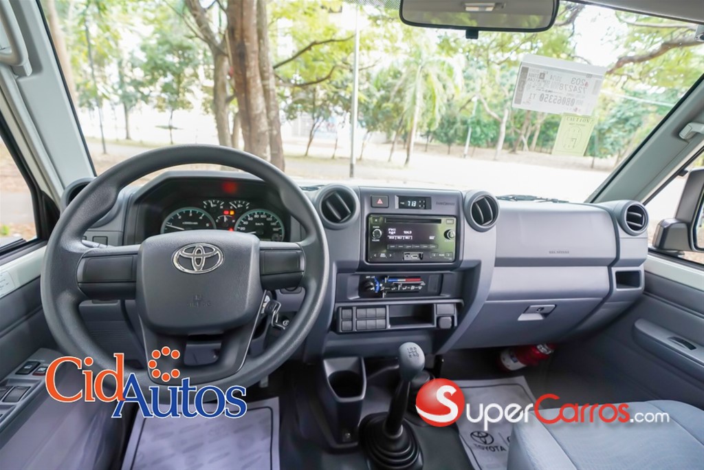 2026 Toyota Land Cruiser Serie 70 Pick up — foto 5 / 8