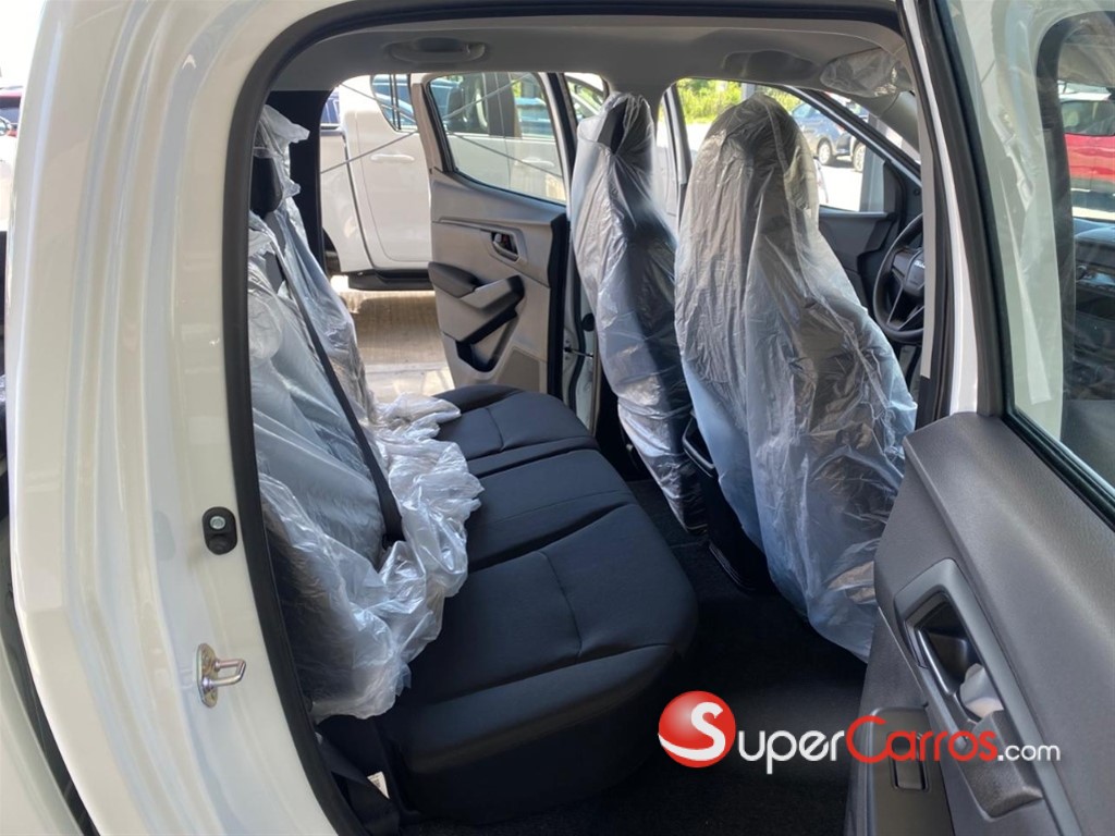 2024 Isuzu DMAX — foto 7 / 9