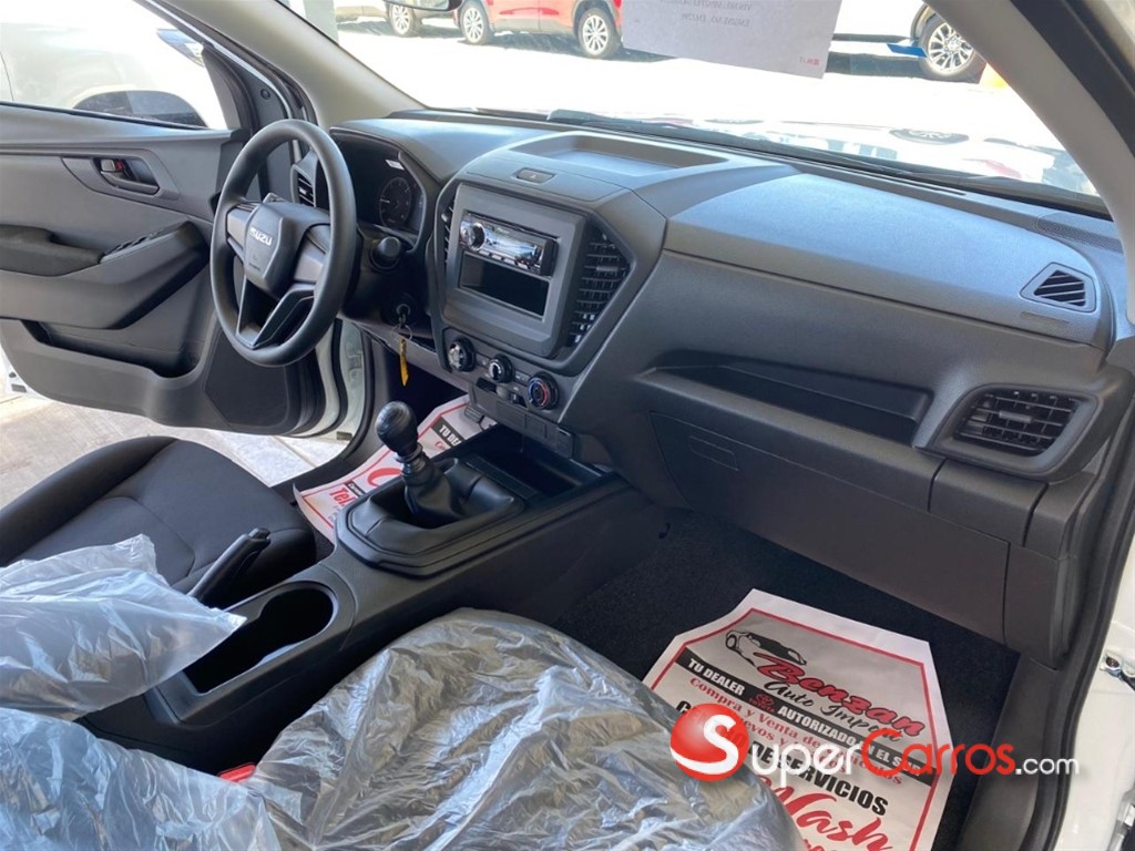 2024 Isuzu DMAX — foto 9 / 9