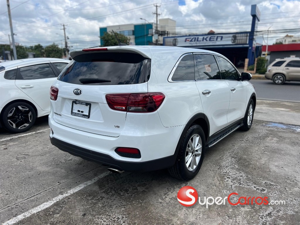 2019 Kia Sorento LX — foto 8 / 8