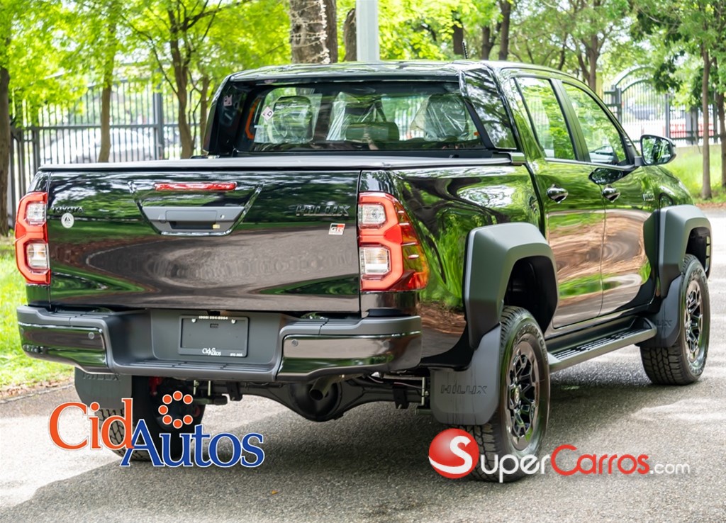 2027 Toyota Hilux GR Sport — foto 3 / 12