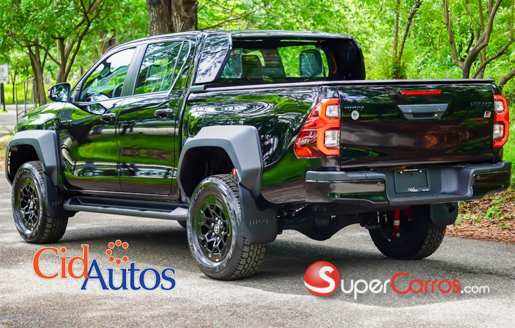 2027 Toyota Hilux GR Sport — foto 4 / 12