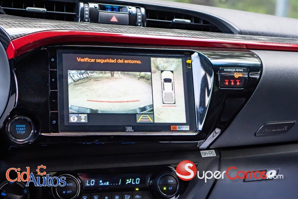 2027 Toyota Hilux GR Sport — foto 7 / 12