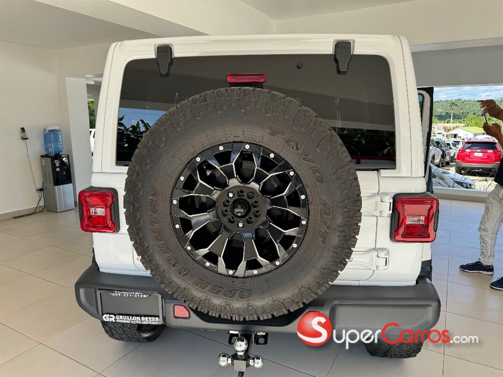 2018 Jeep Wrangler Sahara Unlimited — foto 6 / 9