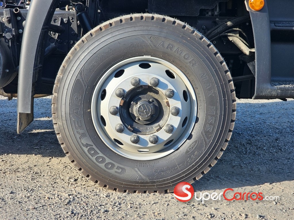 2025 Volkswagen Constellation 31.320 — foto 6 / 12