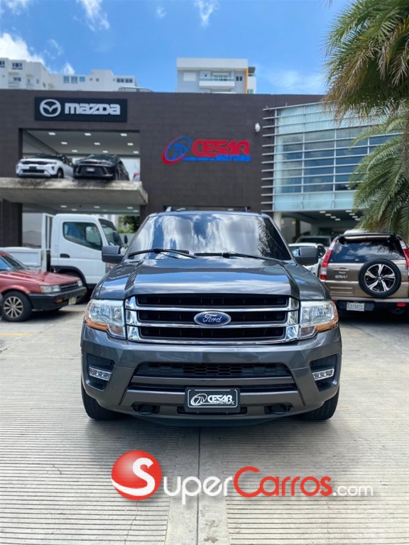 2017 Ford Expedition XLT — foto 2 / 9