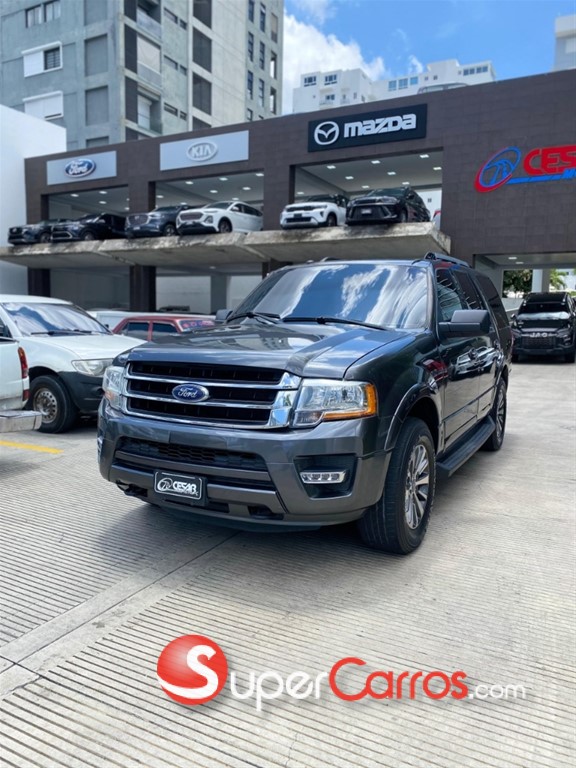 2017 Ford Expedition XLT — foto 3 / 9