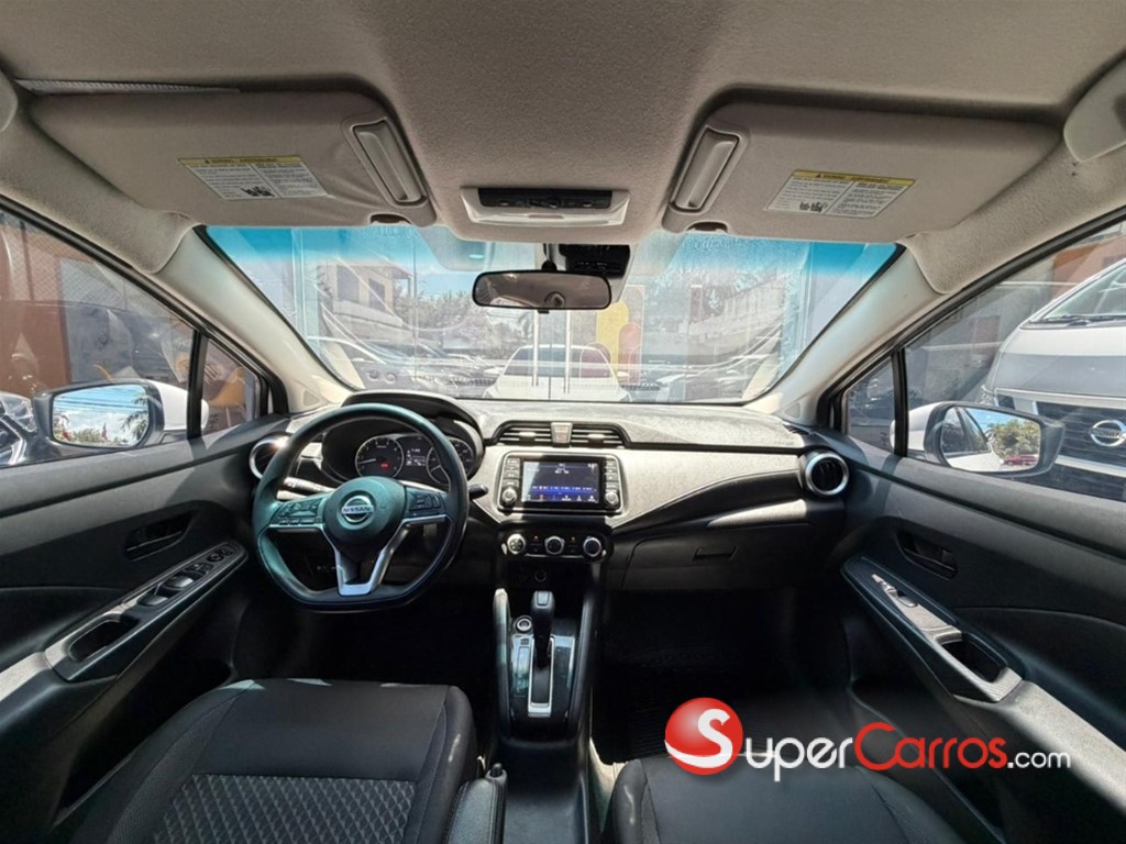 2020 Nissan Versa SV — foto 3 / 7