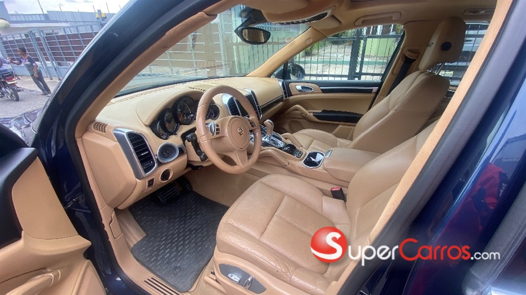 2013 Porsche Cayenne — foto 6 / 10