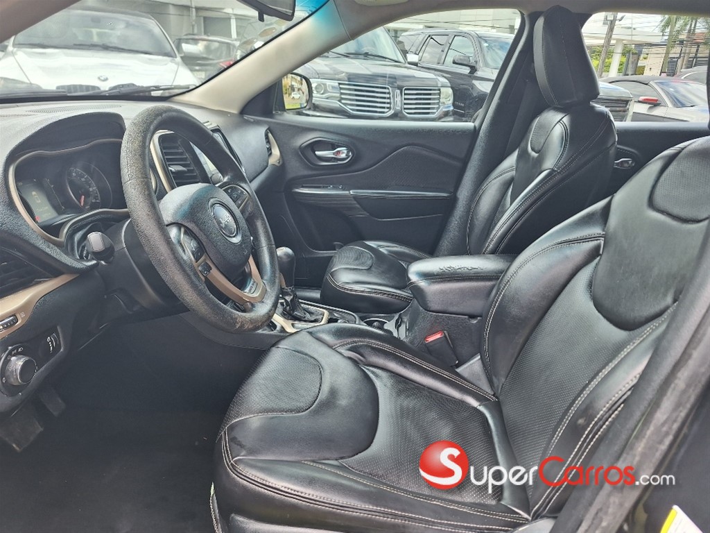 2014 Jeep Cherokee Sport — foto 9 / 11