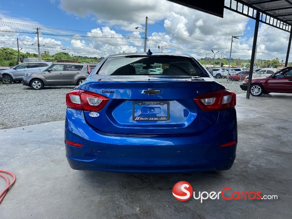 2017 Chevrolet Cruze LT — foto 4 / 12
