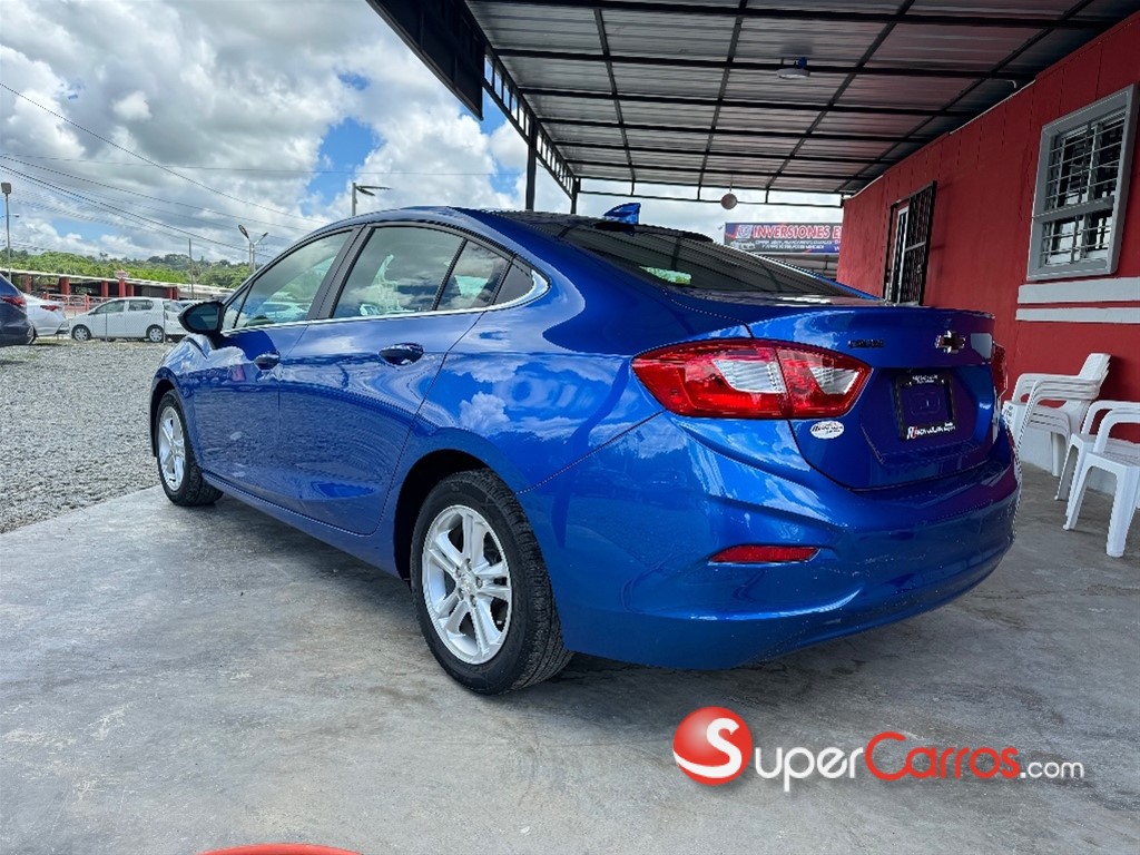 2017 Chevrolet Cruze LT — foto 5 / 12
