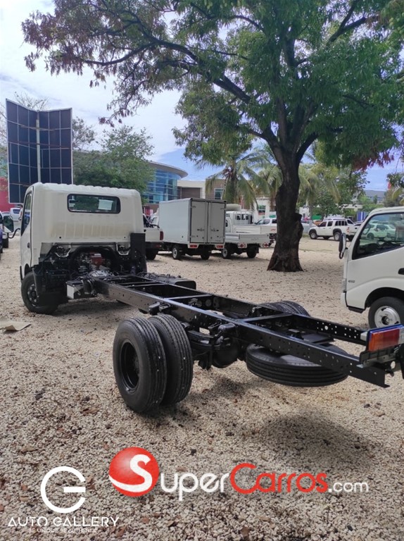 2024 Hino 300 — foto 6 / 10