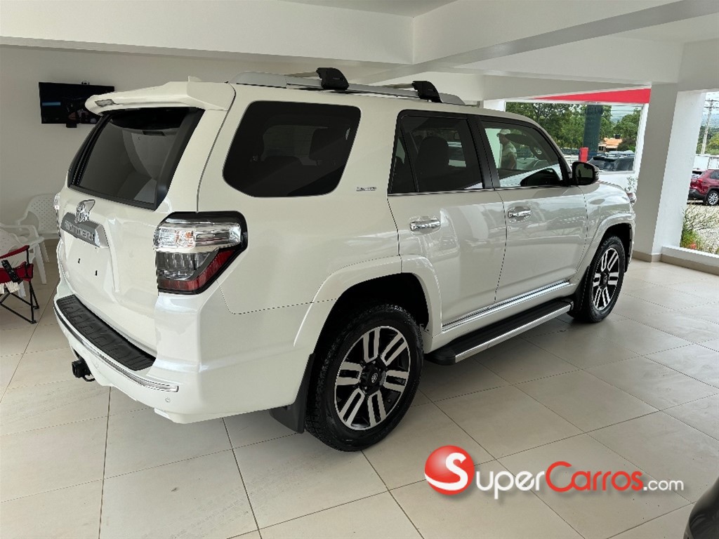 2017 Toyota 4 Runner Limited — foto 4 / 10