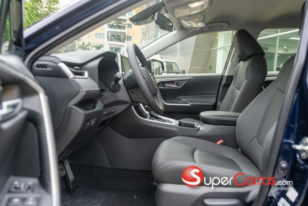2026 Toyota RAV4 Hybrid TSS — foto 5 / 9
