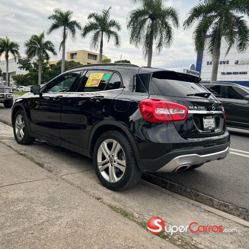 2019 Mercedes-Benz Clase GLA 250 — foto 4 / 11