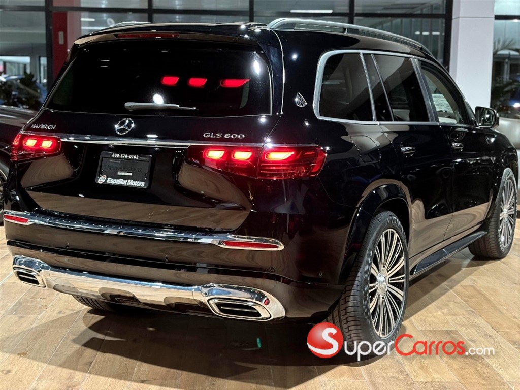 2026 Mercedes-Benz Clase GLS 600 Maybach — foto 3 / 12
