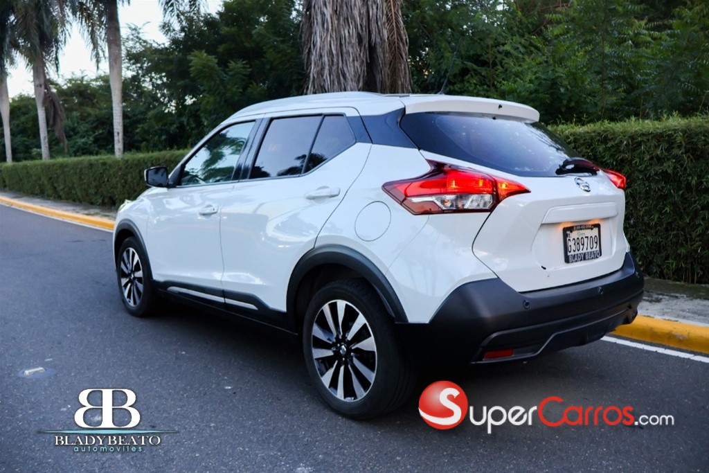 2017 Nissan Kicks — foto 9 / 10