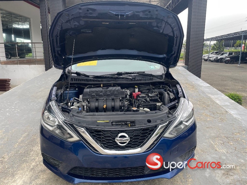 2019 Nissan Sentra SE — foto 2 / 10
