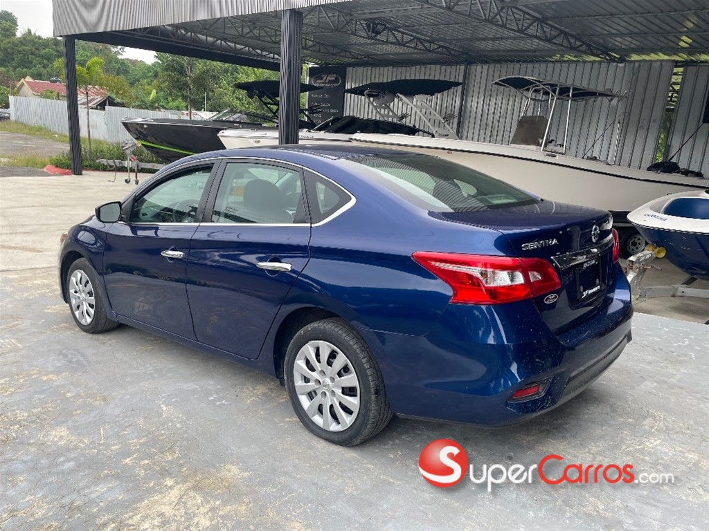 2019 Nissan Sentra SE — foto 4 / 10