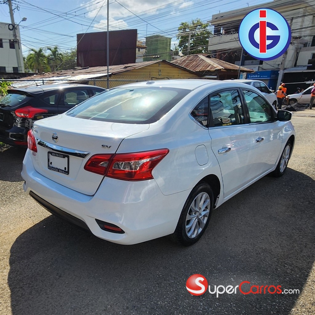 2018 Nissan Sentra SV — foto 5 / 9