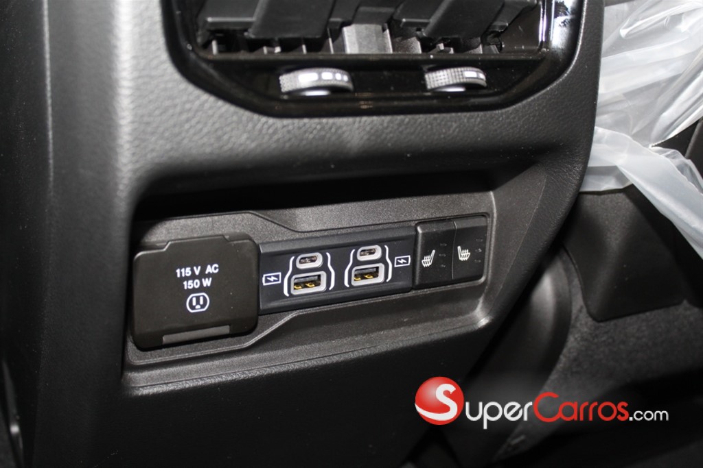 2025 Jeep Grand Cherokee Limited 4x4 — foto 10 / 12