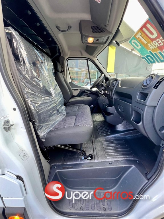 2027 Renault Master — foto 3 / 9