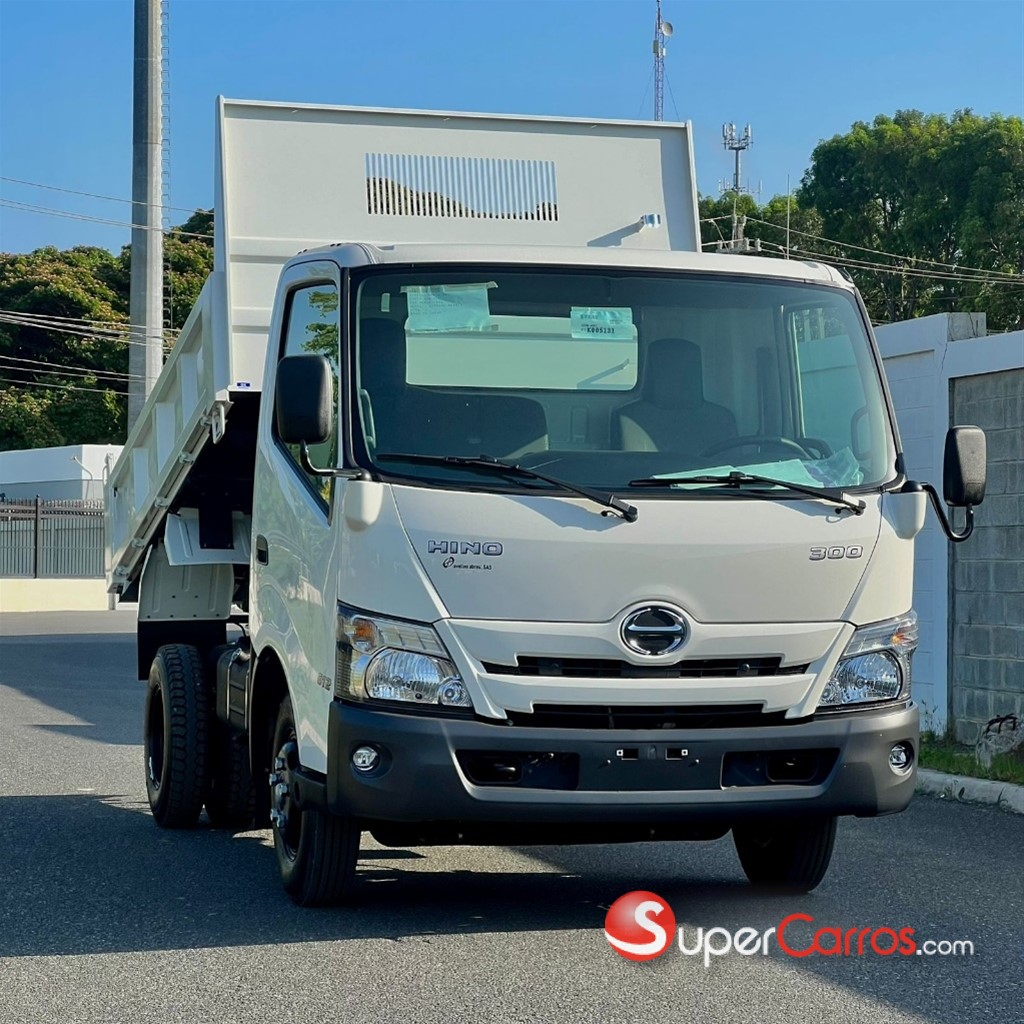 2025 Hino 300