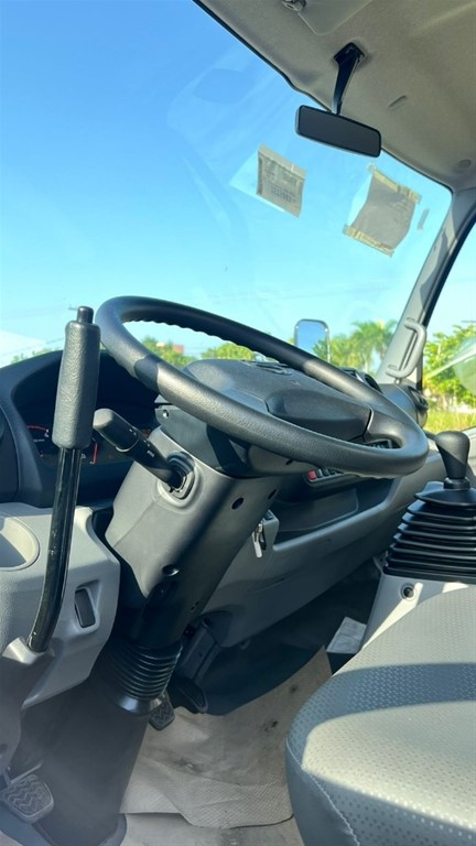 2025 Hino 300 — foto 4 / 12