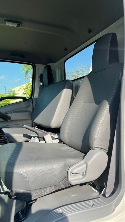 2025 Hino 300 — foto 5 / 12