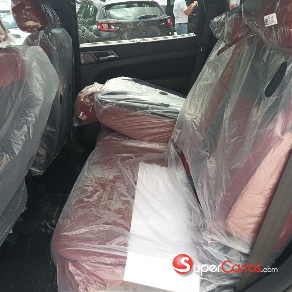 2025 KGM Rexton PLATINUM — foto 10 / 12