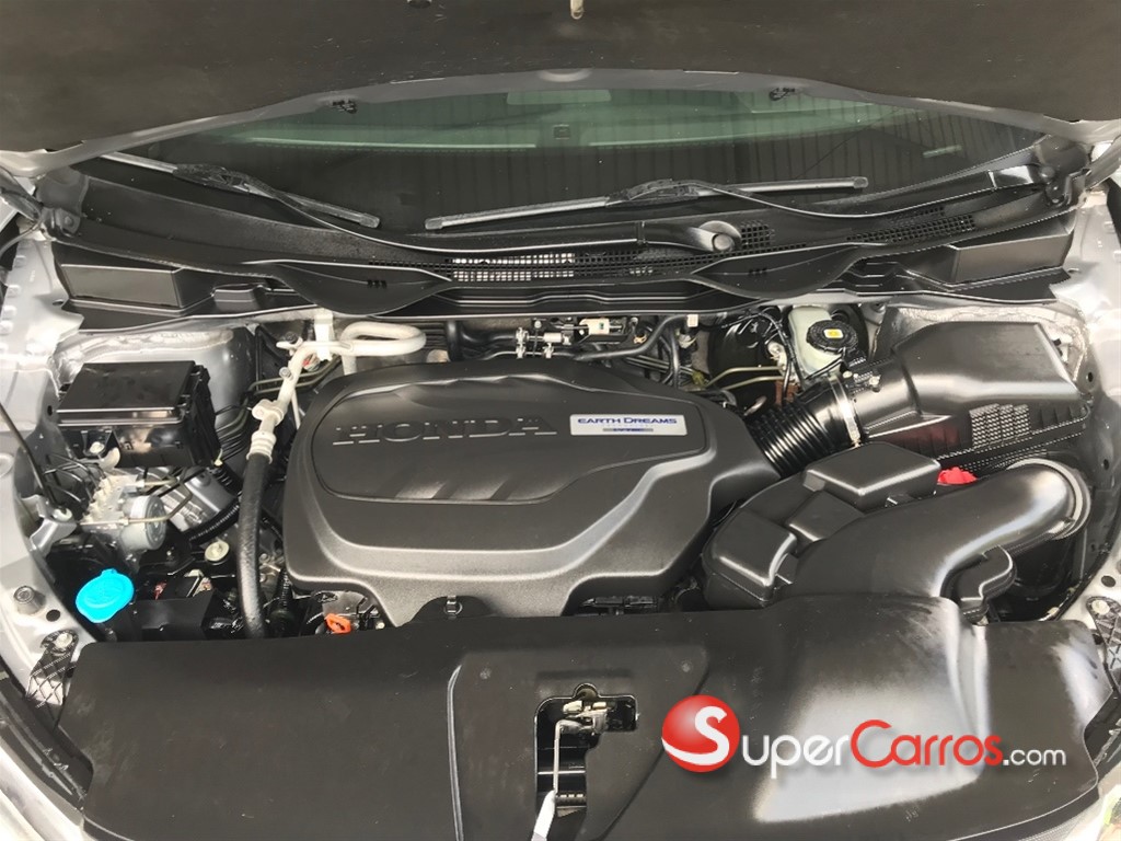 2018 Honda Odyssey Touring — foto 12 / 12