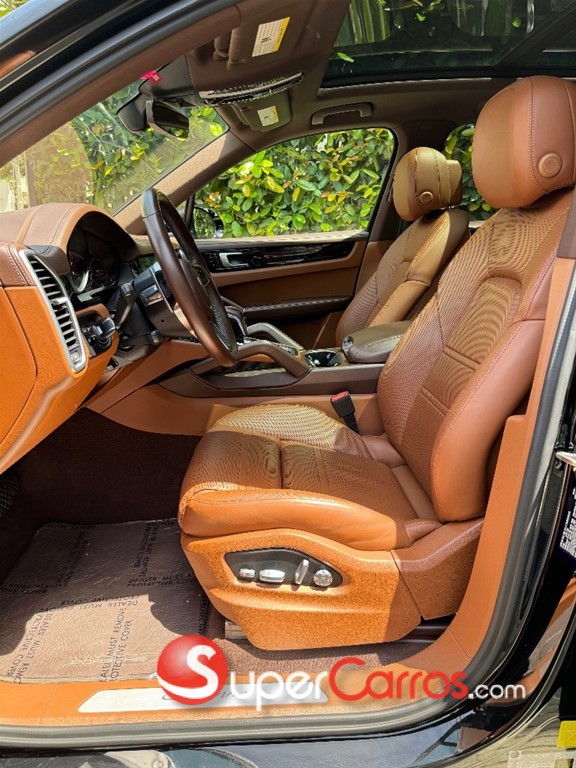 2021 Porsche Cayenne — foto 5 / 11