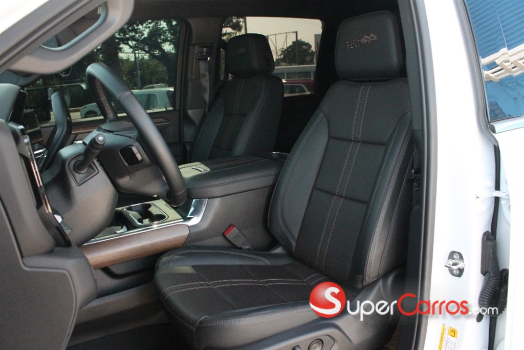 2024 Chevrolet Silverado High Country Duramax — foto 7 / 12