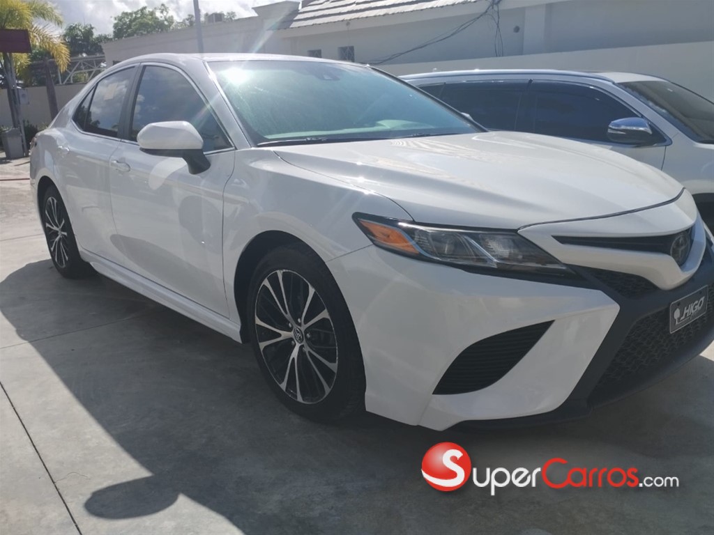 2018 Toyota Camry SE — foto 7 / 9