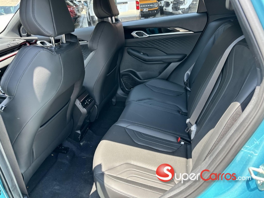 2026 Geely COOLRAY — foto 5 / 7