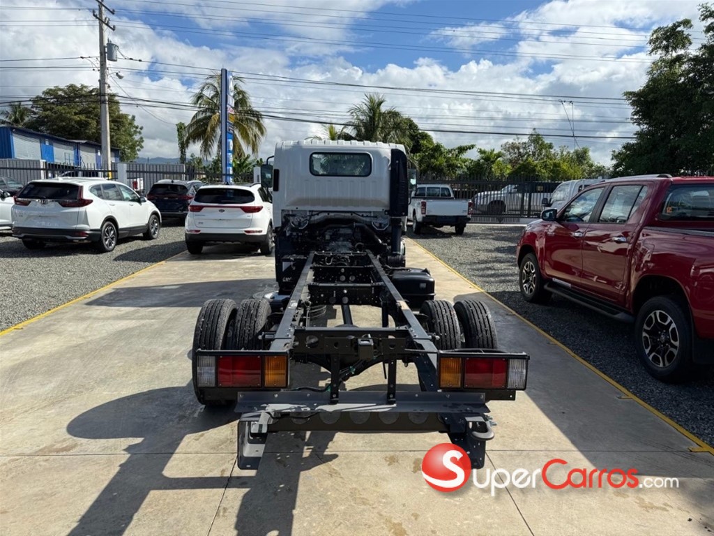 2027 Isuzu NPR 18 Pies — foto 4 / 10