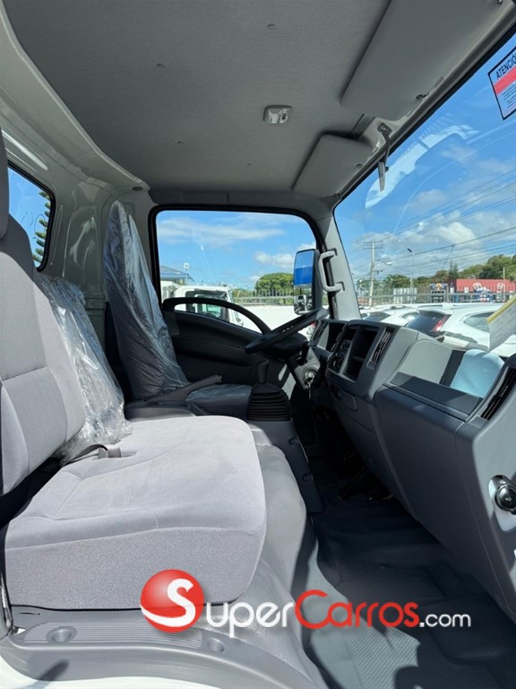 2027 Isuzu NPR 18 Pies — foto 6 / 10