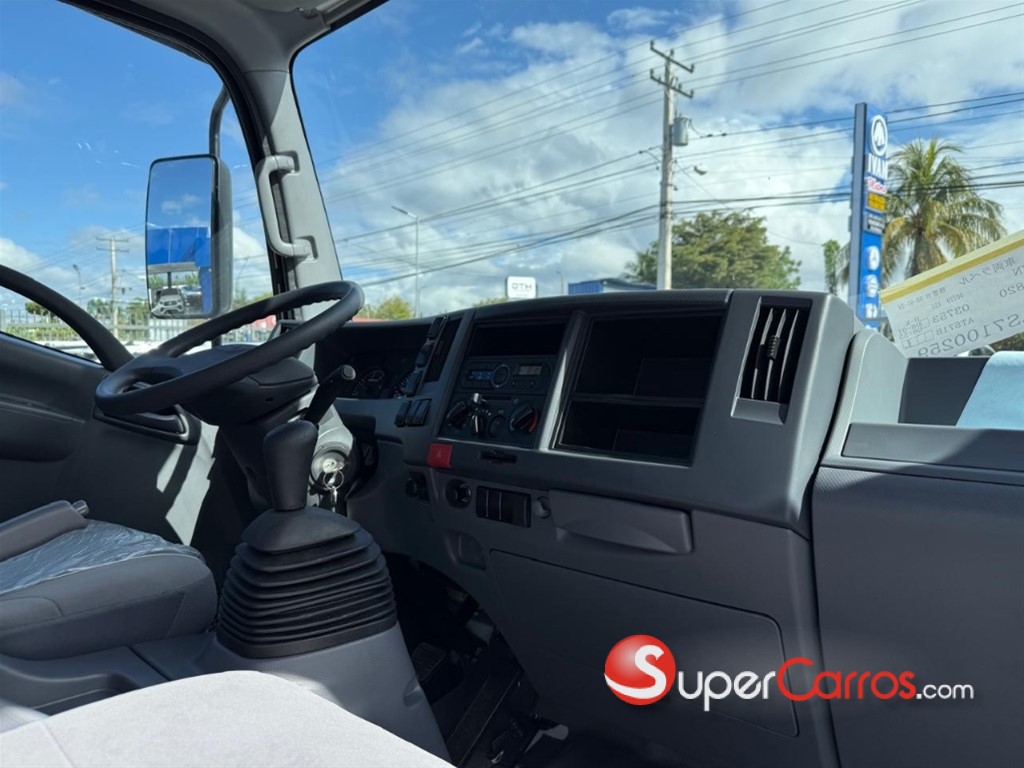 2027 Isuzu NPR 18 Pies — foto 9 / 10